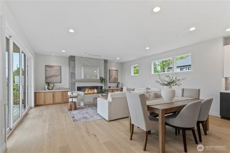 6832 47th Avenue NE Seattle WA 98115