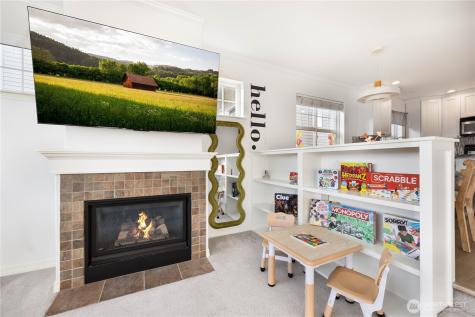 1231 6th Avenue N Seattle WA 98109