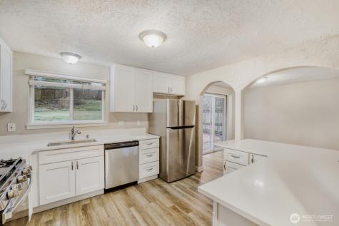 501 75th Place SW Everett WA 98203