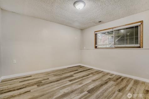 501 75th Place SW Everett WA 98203