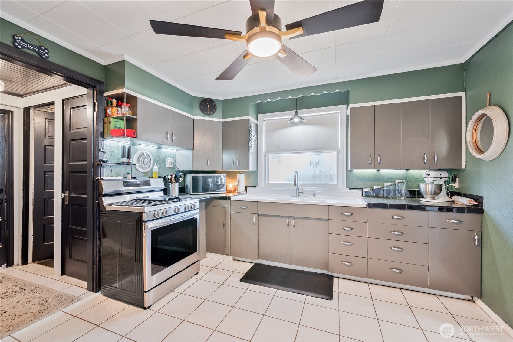304 Crawford Street Kelso WA 98626
