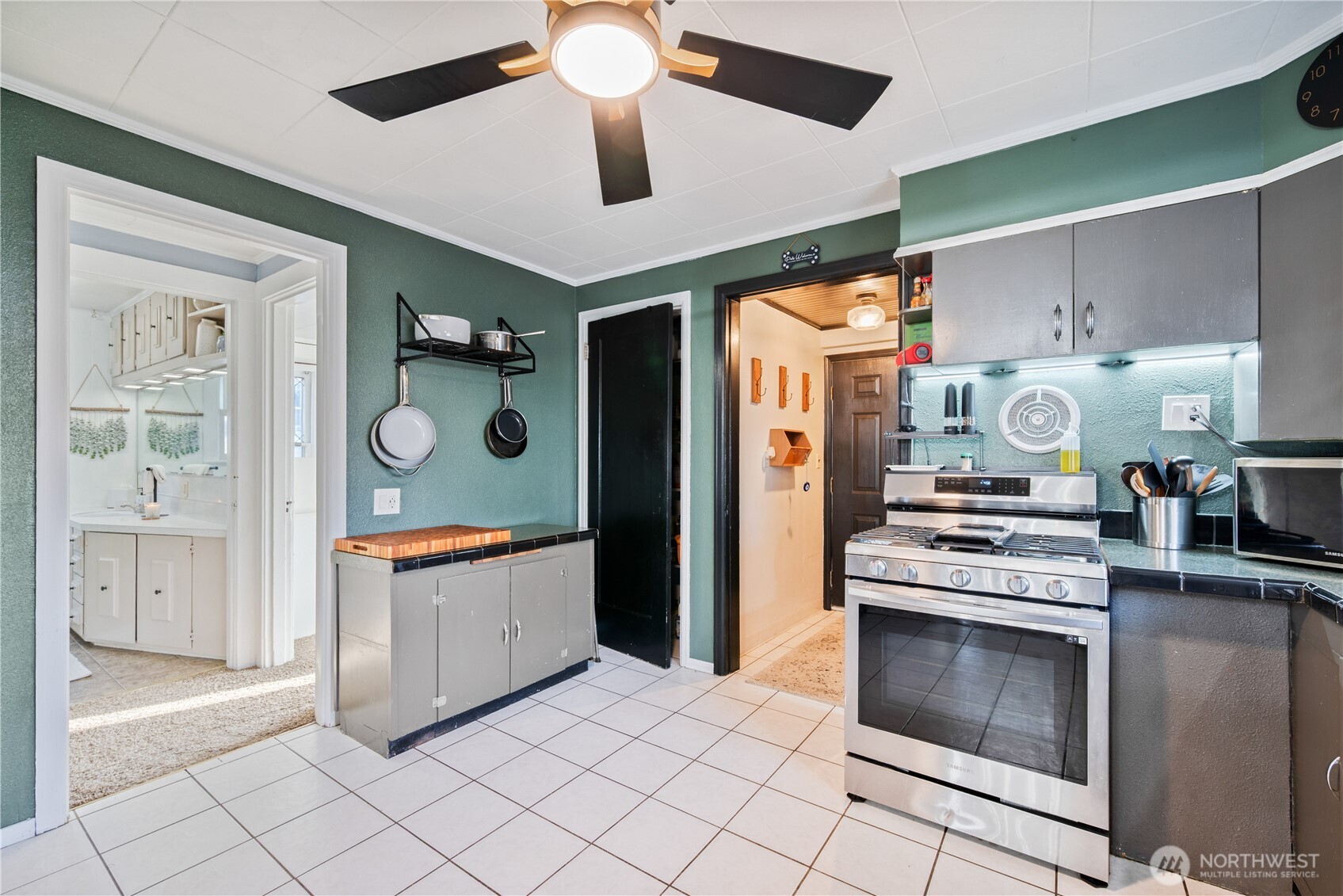 304 Crawford Street Kelso WA 98626