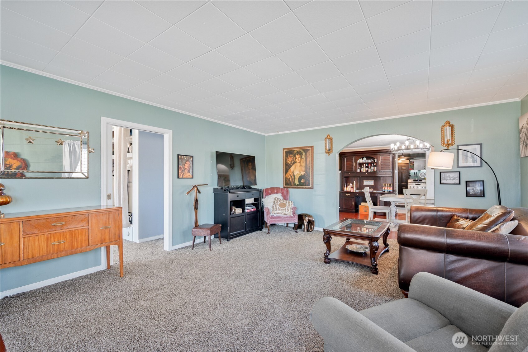 304 Crawford Street Kelso WA 98626