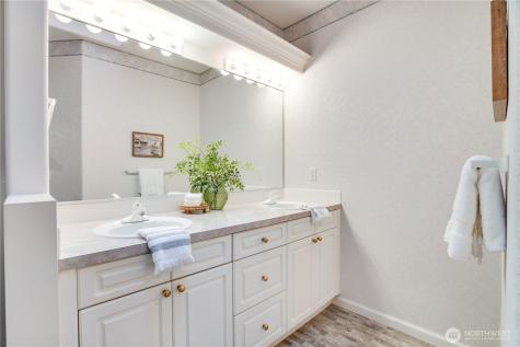3831 68th Avenue W Tacoma WA 98466