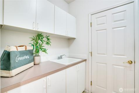 3831 68th Avenue W Tacoma WA 98466