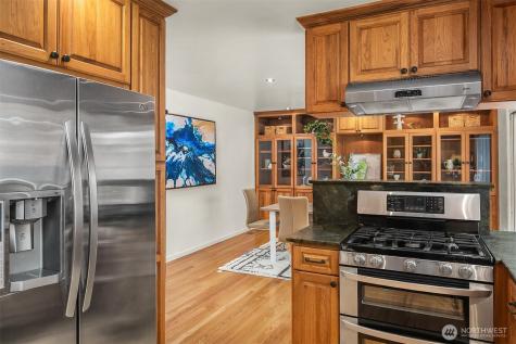 14335 109th Avenue NE Kirkland WA 98034