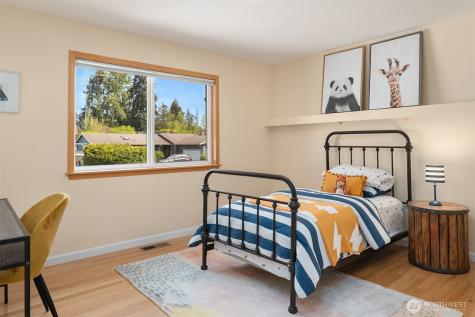 14335 109th Avenue NE Kirkland WA 98034