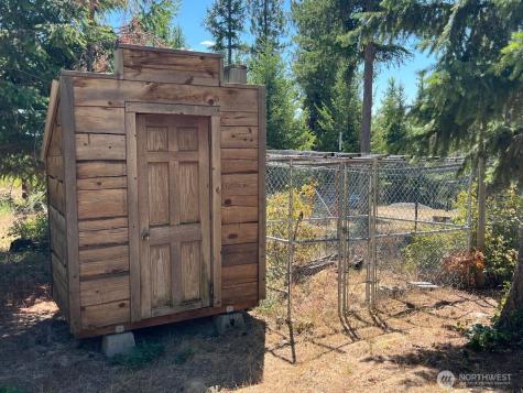 961 Seigel Hill Road Colville WA 99114