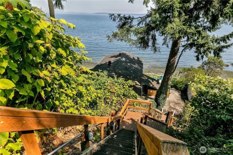 14024 Glen Acres Road SW Vashon WA 98070