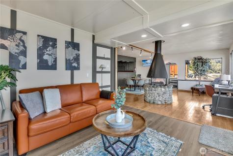 14024 Glen Acres Road SW Vashon WA 98070