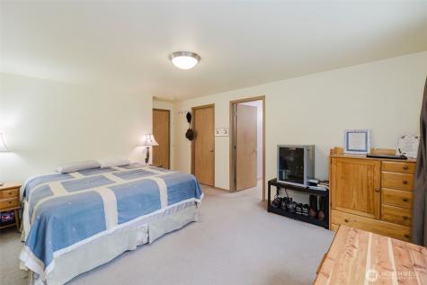 10720 Wicks Lake Road SW Port Orchard WA 98367