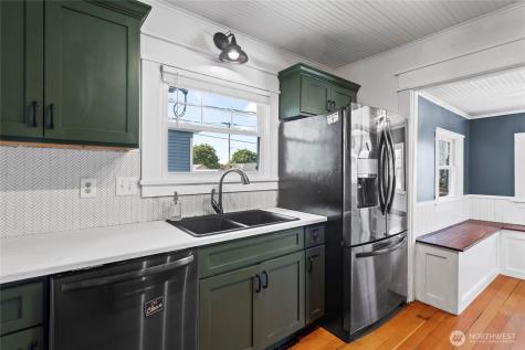 405 E 34th Street Tacoma WA 98404
