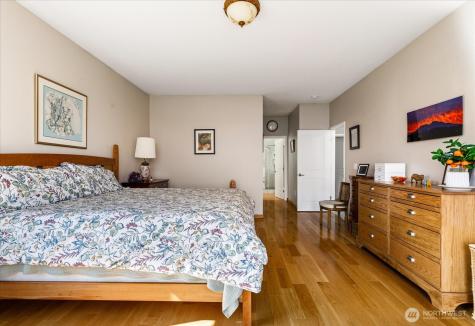 2364 Strawberry Point Road Oak Harbor WA 98277
