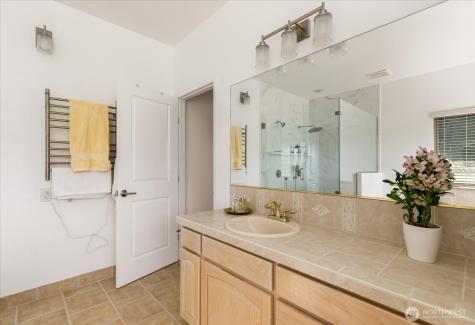 2364 Strawberry Point Road Oak Harbor WA 98277