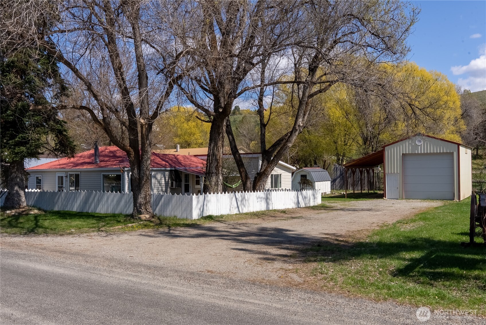 274 Corral Street Winthrop WA 98862