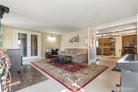 274 Corral Street Winthrop WA 98862
