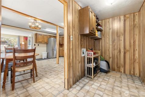 274 Corral Street Winthrop WA 98862