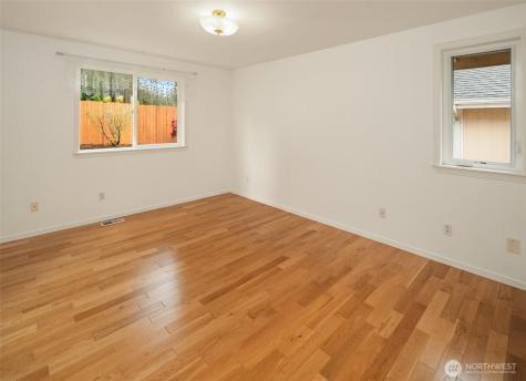 4309 7th Street Place SE Puyallup WA 98374