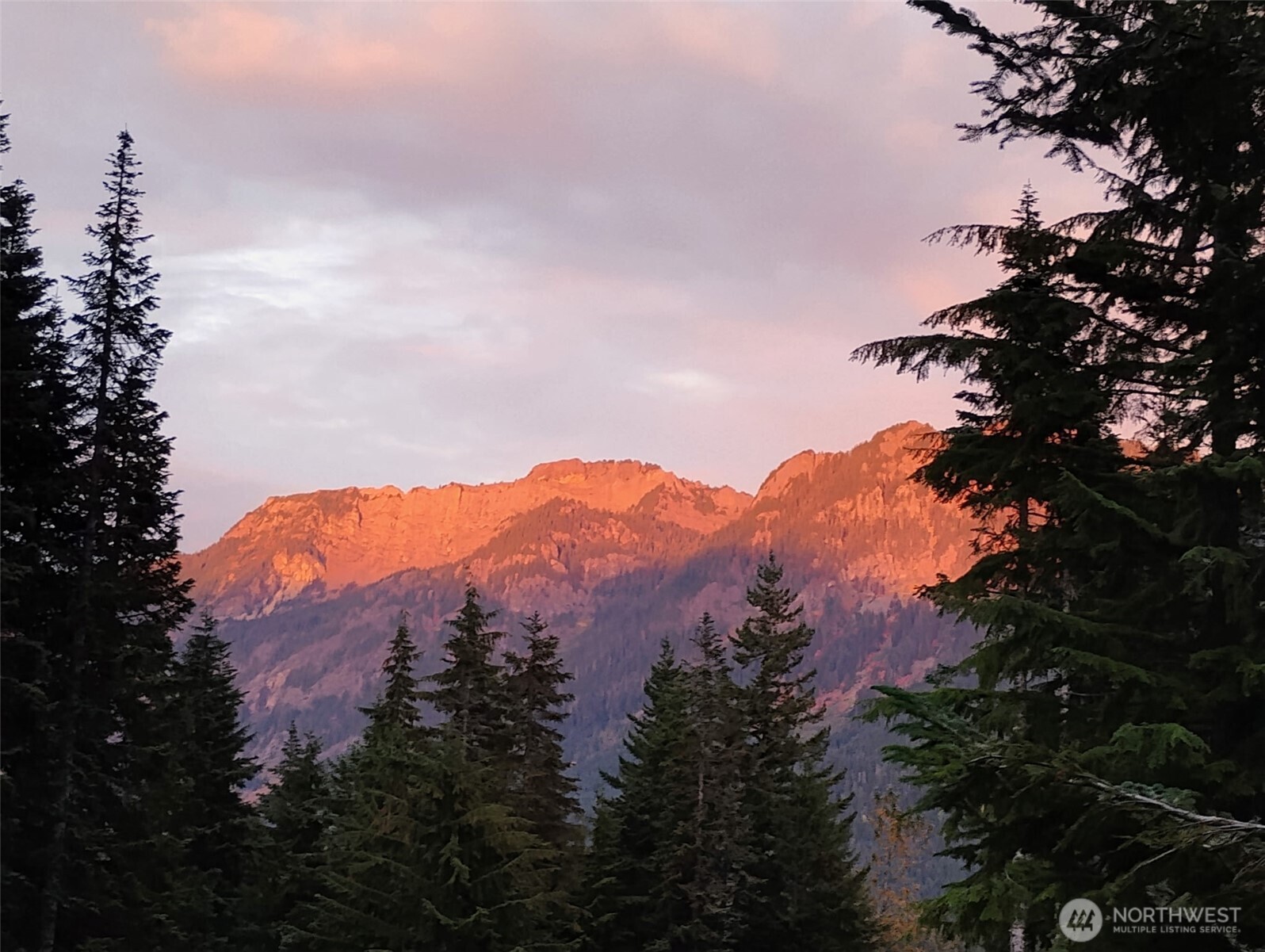 160 Innsbruck Drive Snoqualmie Pass WA 98068