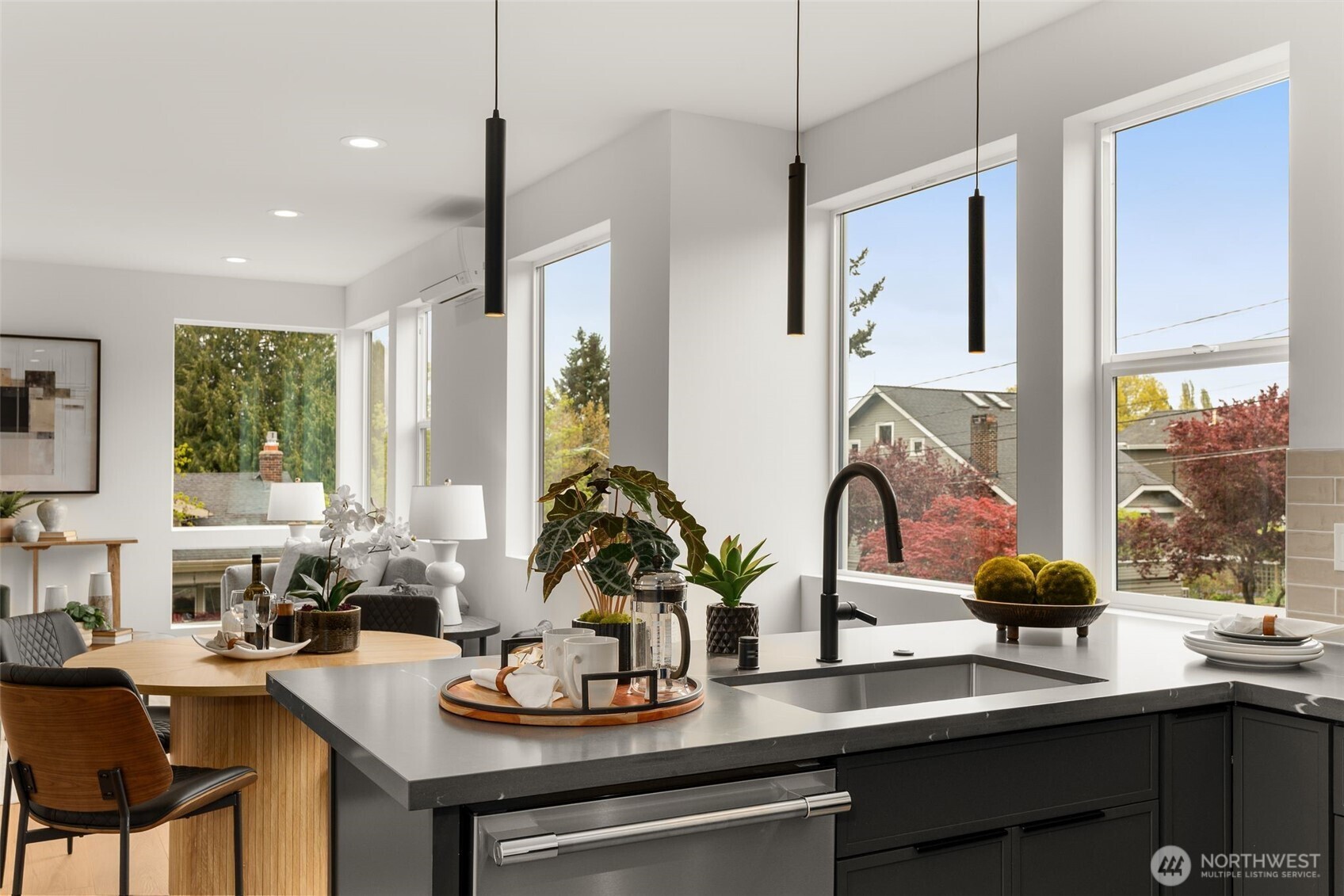 358 N 74th Street Seattle WA 98103