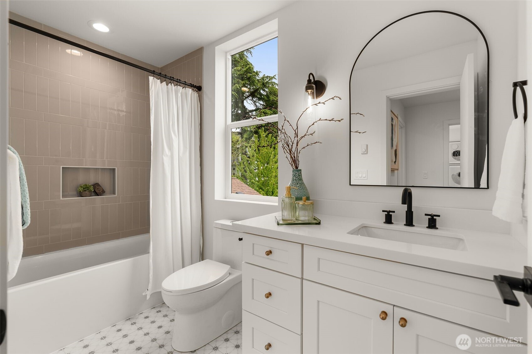 358 N 74th Street Seattle WA 98103