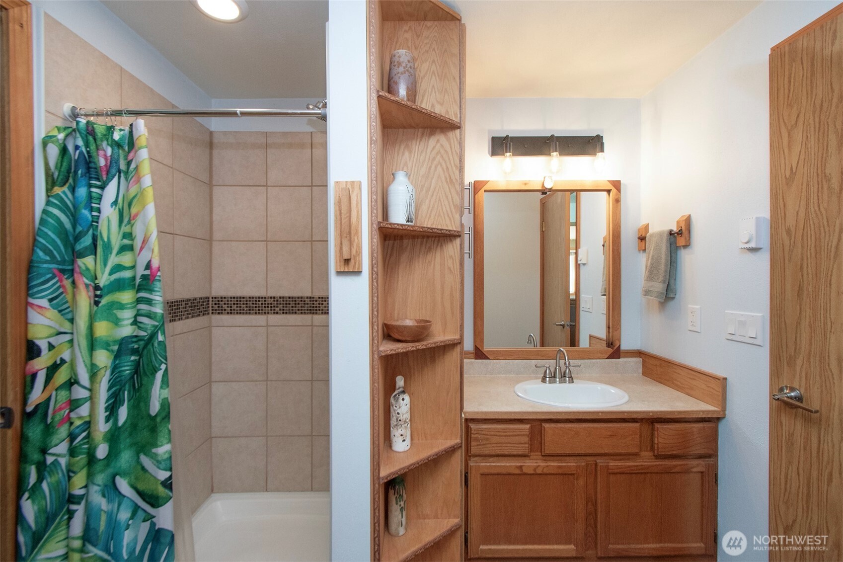 2028 W 5th Street Port Angeles WA 98363
