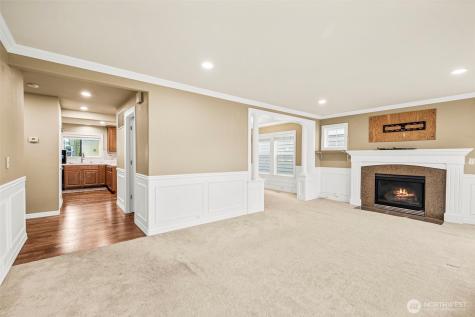 23620 102nd Avenue SE Kent WA 98031