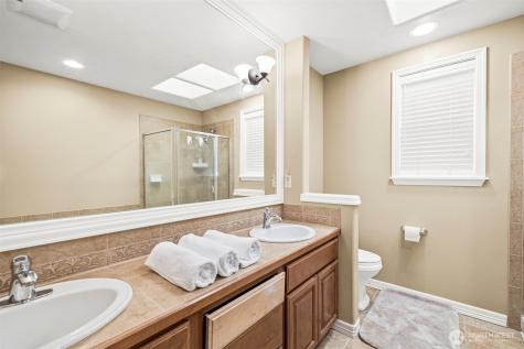 23620 102nd Avenue SE Kent WA 98031