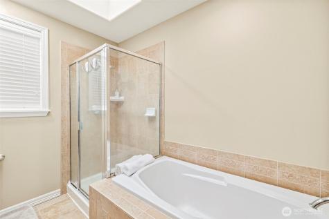 23620 102nd Avenue SE Kent WA 98031