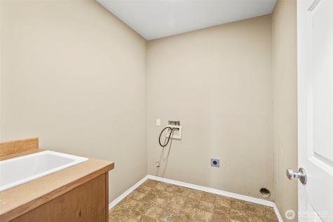 23620 102nd Avenue SE Kent WA 98031