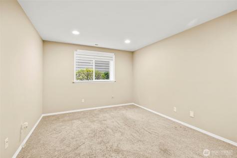 23620 102nd Avenue SE Kent WA 98031
