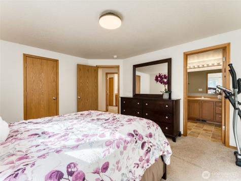 2683 Green Mountain Road Kalama WA 98625