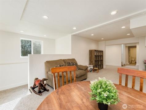 2683 Green Mountain Road Kalama WA 98625