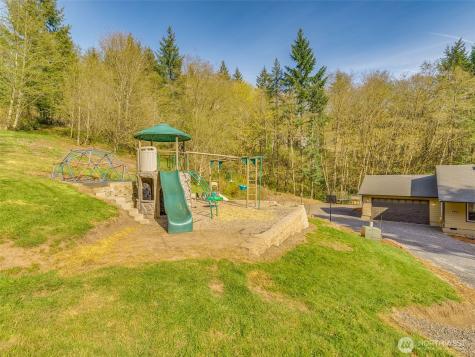2683 Green Mountain Road Kalama WA 98625
