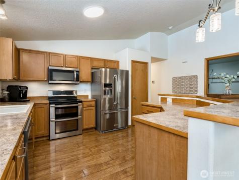 2683 Green Mountain Road Kalama WA 98625