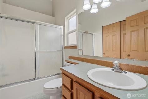 16514 NE 67th Street Vancouver WA 98382