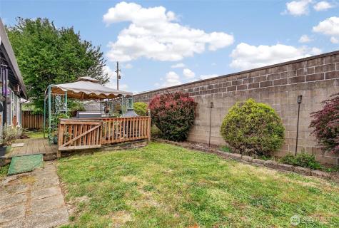 16514 NE 67th Street Vancouver WA 98382