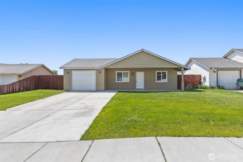 220 Charles Pasco WA 99301