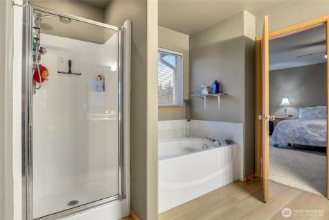 9406 225th Way NE Redmond WA 98053