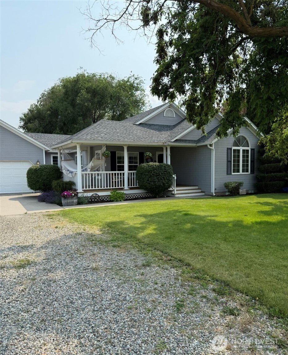 432 5th Avenue Oroville WA 98844