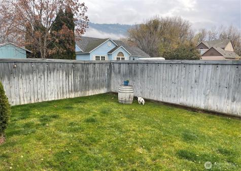 432 5th Avenue Oroville WA 98844