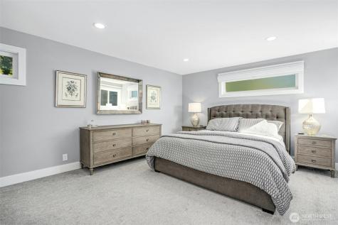 6065 NE 135th Street Kirkland WA 98034