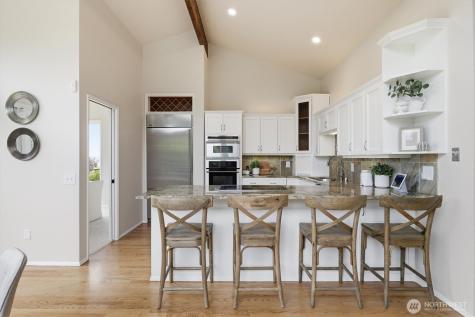 911 S 294th Place Federal Way WA 98003