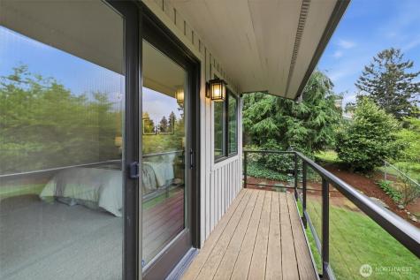 911 S 294th Place Federal Way WA 98003