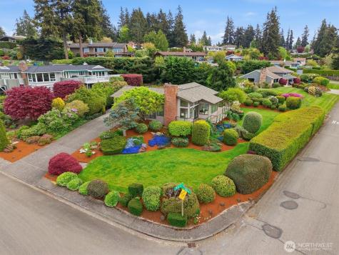 911 S 294th Place Federal Way WA 98003