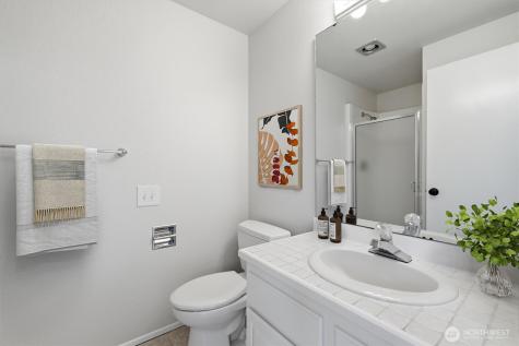 911 S 294th Place Federal Way WA 98003