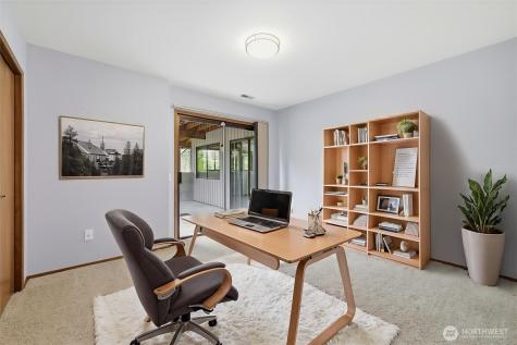 911 S 294th Place Federal Way WA 98003