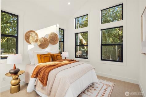 15016 SE 22nd Street Bellevue WA 98007