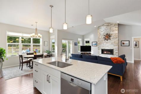 39 Pelton Court Port Ludlow WA 98365