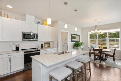 39 Pelton Court Port Ludlow WA 98365